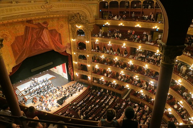 1 in 5 showbiz professionals are affected by mental illness, survey finds 